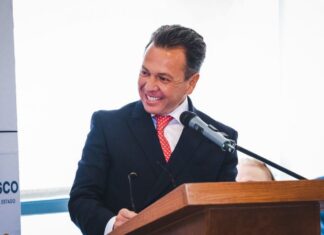 Lemus sigue a la cabeza en la carrera por la gubernatura