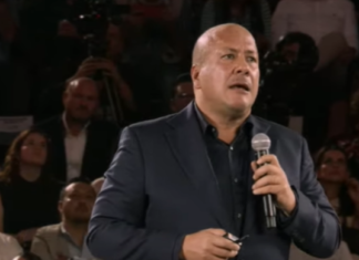 Presenta Enrique Alfaro su último informe como gobernador de Jalisco