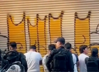 Estudiantes encapuchados secuestran familias enteras de migrantes