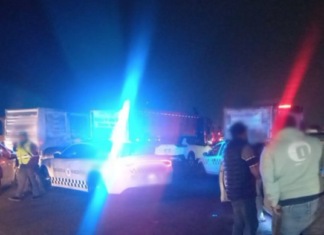 Transportistas bloquean y generan caos en la autopista México-Pachuca