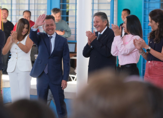 Realizan Pablo Lemus y Juan José Frangie la primera entrega de paquetes escolares del programa ‘Zapopan ¡Presente!’