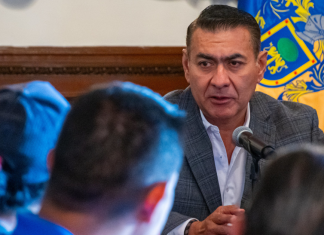 Dialoga Gobierno de Jalisco con autoridades de la Universidad de Guadalajara y familiares de estudiantes desaparecidos