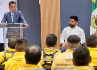 Reconoce Pablo Lemus, Gobernador de Jalisco, entrega y compromiso ejemplar de combatientes forestales del estado