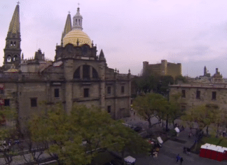 Disturbios dejan pérdidas en Plaza Liberación