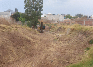 Zapotlanejo inicia desazolve de arroyos para prevenir inundaciones